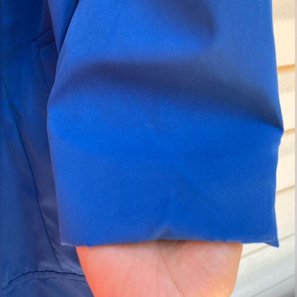 Avenue blue spring/fall jacket, button closure, side pockets, collar, size 18/20 - Picture 10 of 12